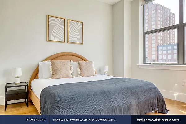 Rented by The Blueground | media 10