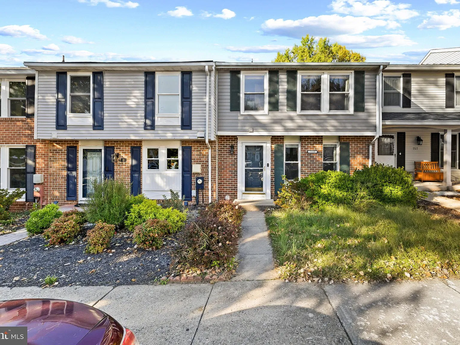 3 bed, 4.0 bath, 1680 sqft, $2,800 — Photo 1