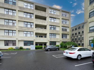 304 Judd Square #304, Wallingford, CT, 06492