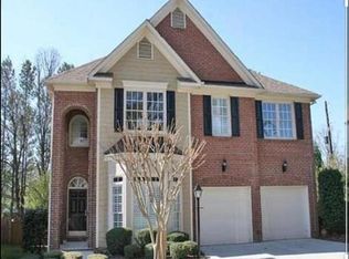 1153 Dunwoody Village Dr, Dunwoody, GA 30338