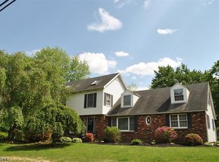 88 Belview Rd, Phillipsburg, NJ 08865