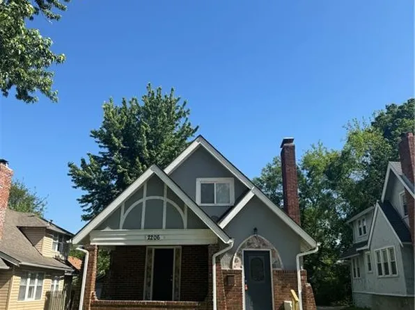 2206 E 67th Ter, Kansas City, MO 64132