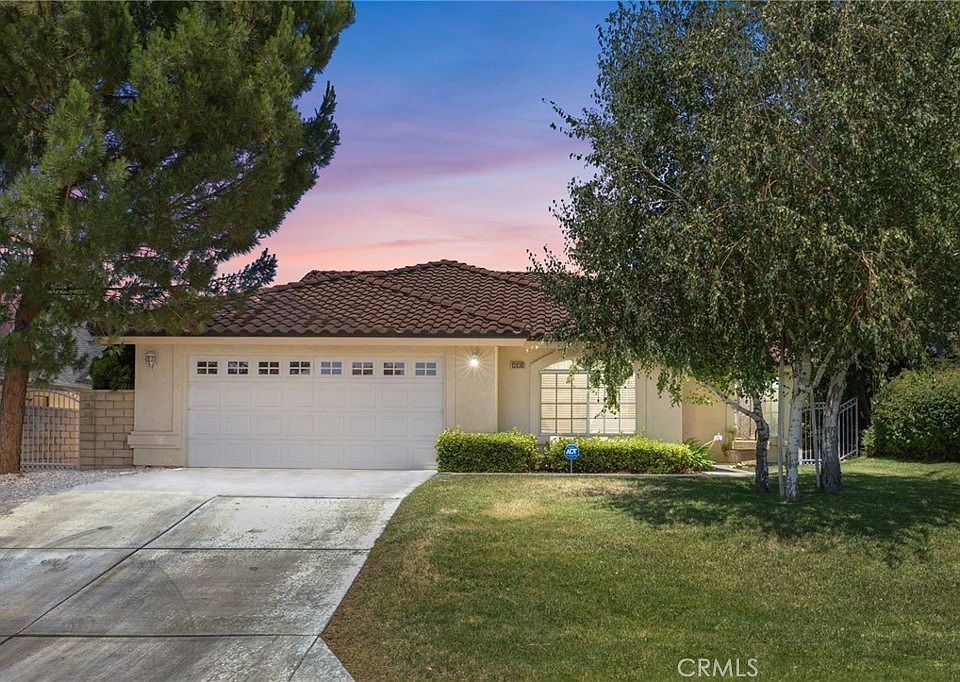 1st image of 13030 Palos Grande Dr