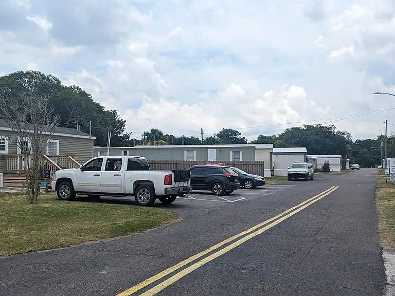 xPalm MHC Homes, LLC — Photo 25