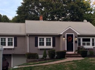 4 Elizabeth Ln, Hingham, MA 02043