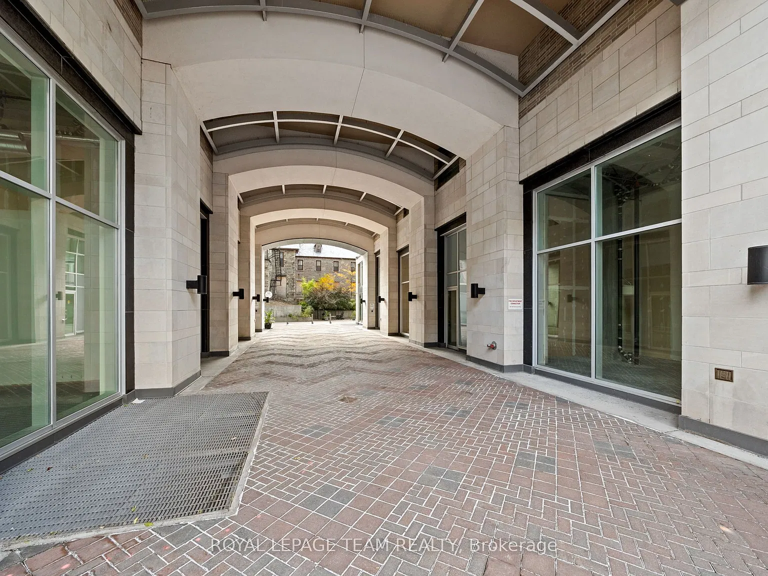 1 bed, $2,350 — Photo 3
