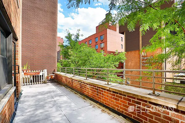 Rented by (Legacy) Elegran | media 96