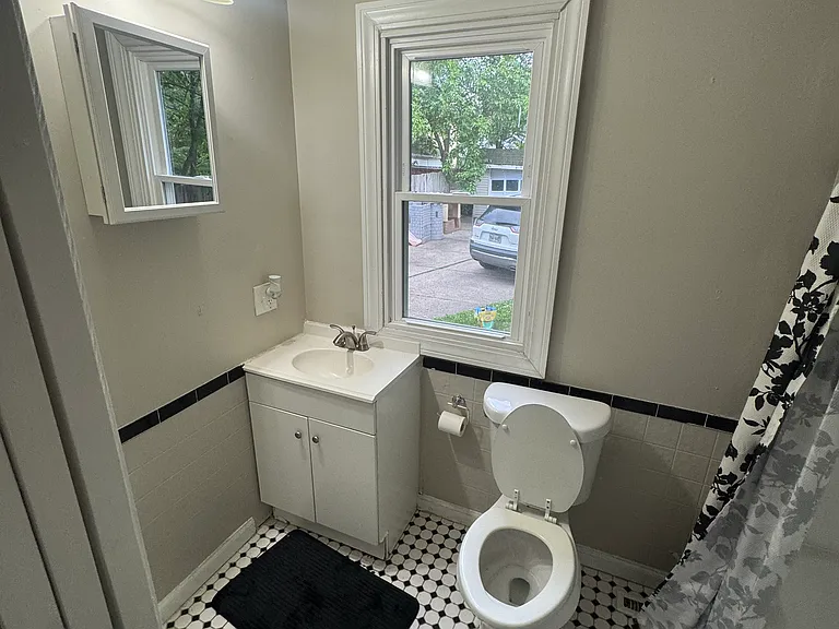 6914 Polonia Ave #1 — Photo 6