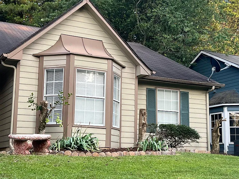 695 Paris Dr — Photo 16