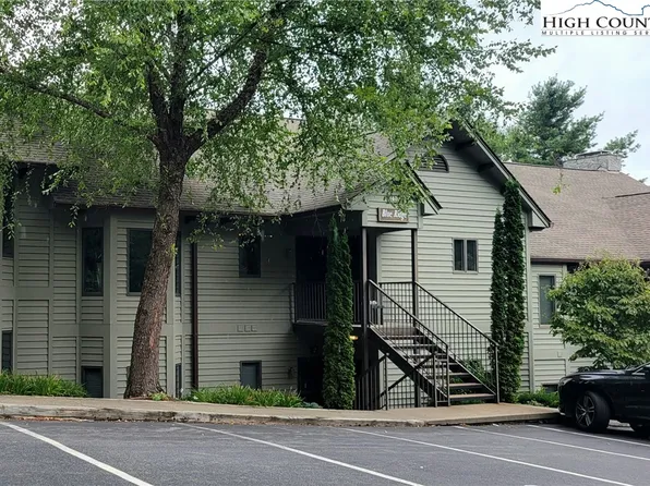 140 Pond View Lane #2, Blowing Rock, NC 28605