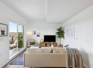 1807 Larch St #311, Vancouver, BC V6K 0H6
