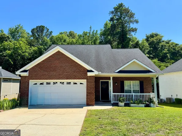530 Sugarloaf Dr, Macon, GA 31204