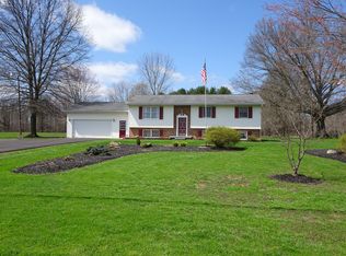 5373 Kingsville Rd, Cortland, OH 44410