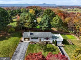 16334 Shinham Rd, Hagerstown, MD 21740