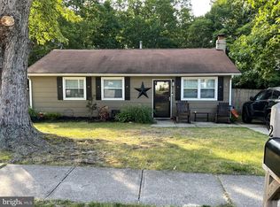 29 Ray Smith Rd, Sicklerville, NJ 08081