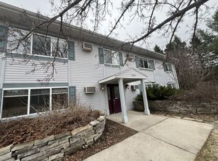 1826 Apartment Dr APT 1, Traverse City, MI 49696