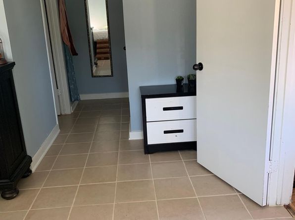 (undisclosed Address)