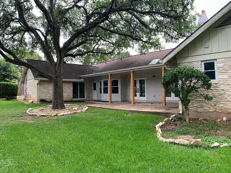 7101 Mesa Dr — Photo 23