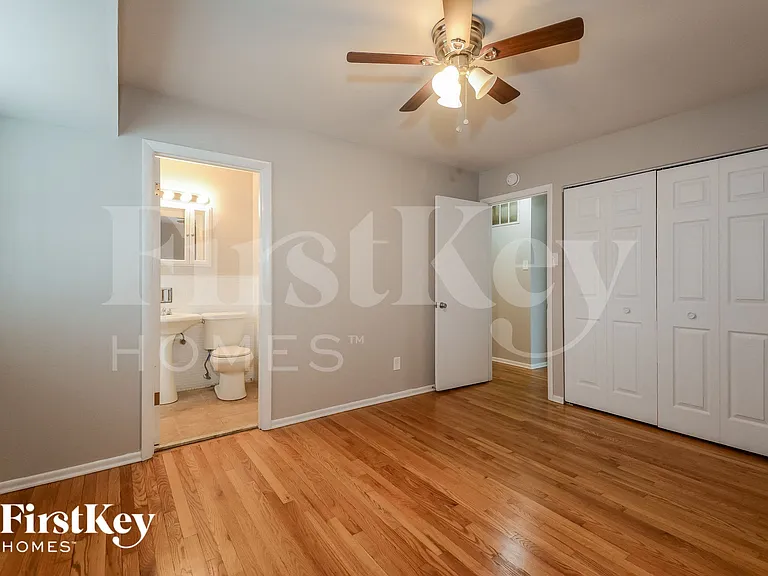 1432 Glenmeade Dr — Photo 4