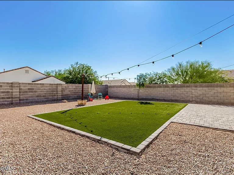 30987 W Columbus Ave — Photo 28
