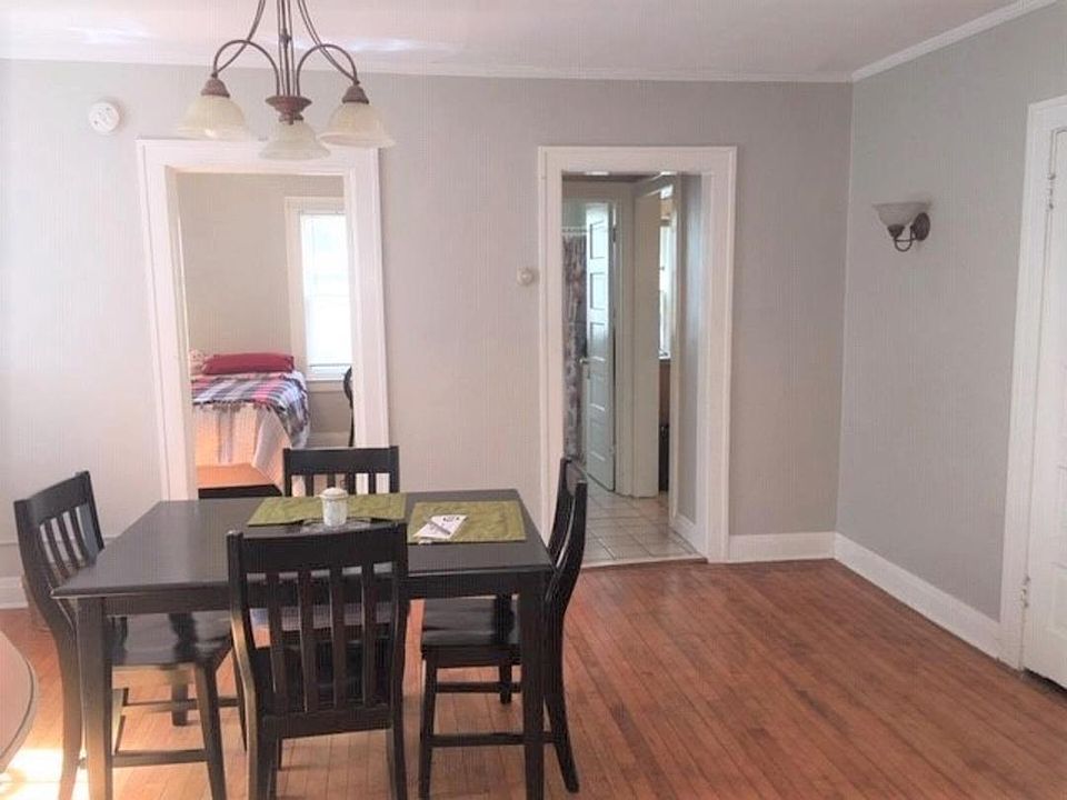2nd image of 2800 Xerxes Ave S APT 4