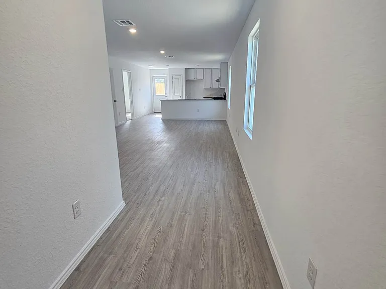 731 Paul Cyn — Photo 4