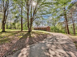 720 Vaughan Rd, Clarksville, TN 37043
