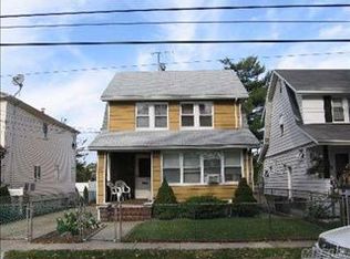 49 E Lincoln Ave, Valley Stream, NY 11580