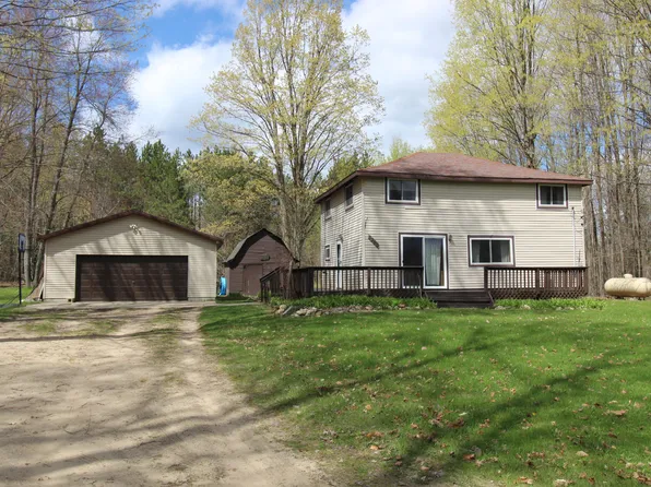 8390 W Beaver Rd, Grayling, MI 49738