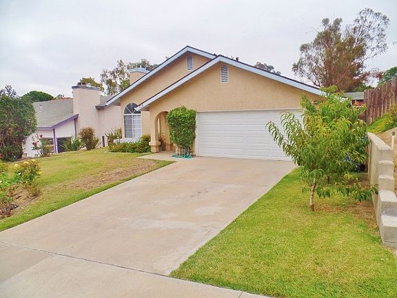 2nd image of 758 Marcos Vista Ln