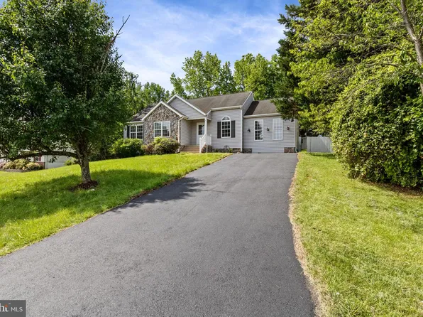 7306 Pullen Dr, Fredericksburg, VA 22407