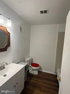 1020 Jardin Ct — Photo 8