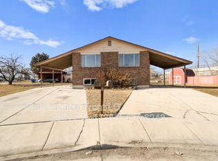 2498 W Robin Rd, West Valley City, UT 84119