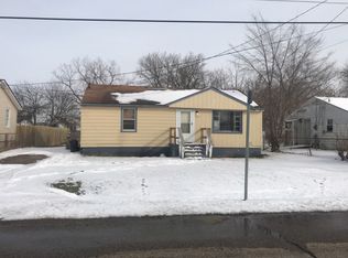 3195 Shaw St, Burton, MI 48529