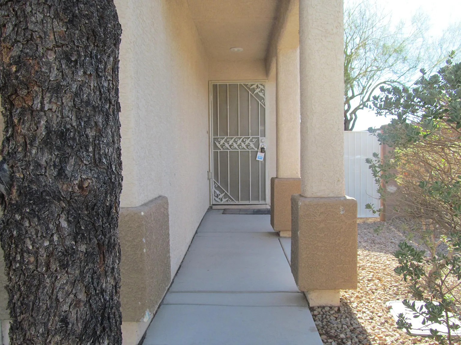 3 bed, 2.5 bath, 1510 sqft, $1,800 — Photo 3