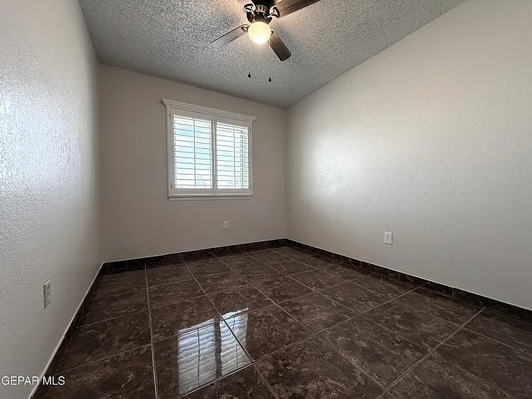 9321 Sorbonne Dr — Photo 24