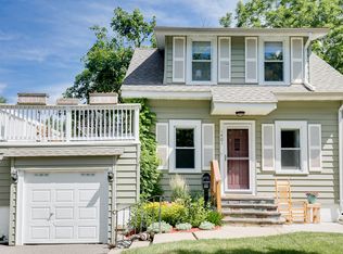 1401 Oxford St, Hopkins, MN 55343
