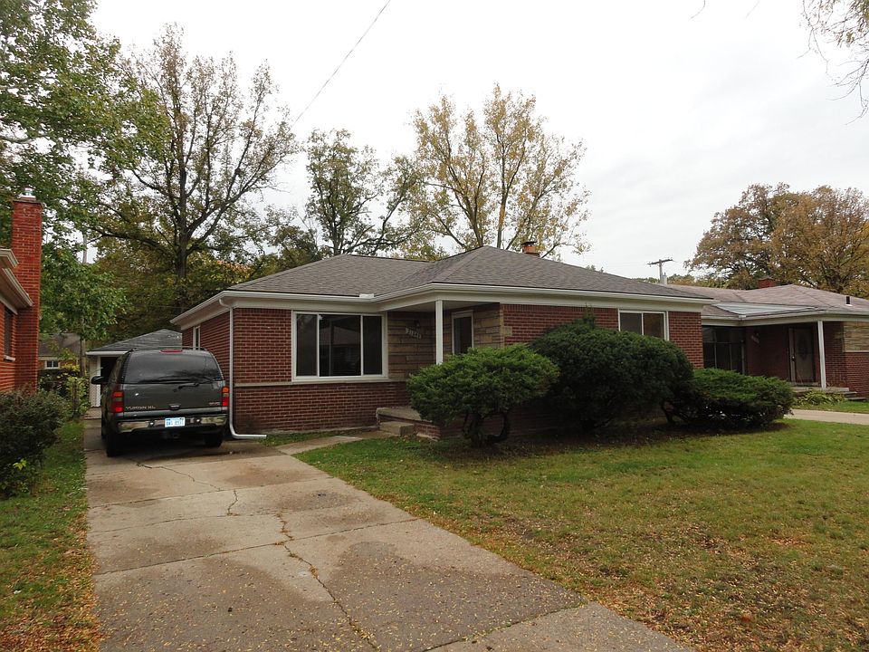 1st image of 21848 Sussex St