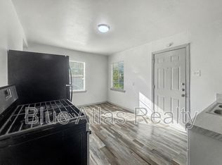 5207 Spruce St, Dallas, TX 75211