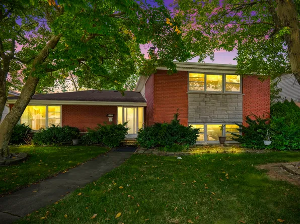 15354 Dobson Ave, South Holland, IL 60473