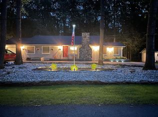 100 Mink Ln, Greentown, PA 18426