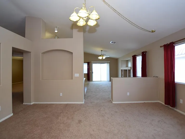 1024 Clover Tip Ct — Photo 8