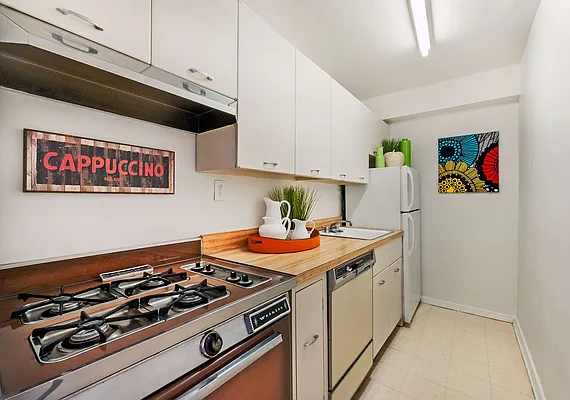 Sold by Compass | media 5
