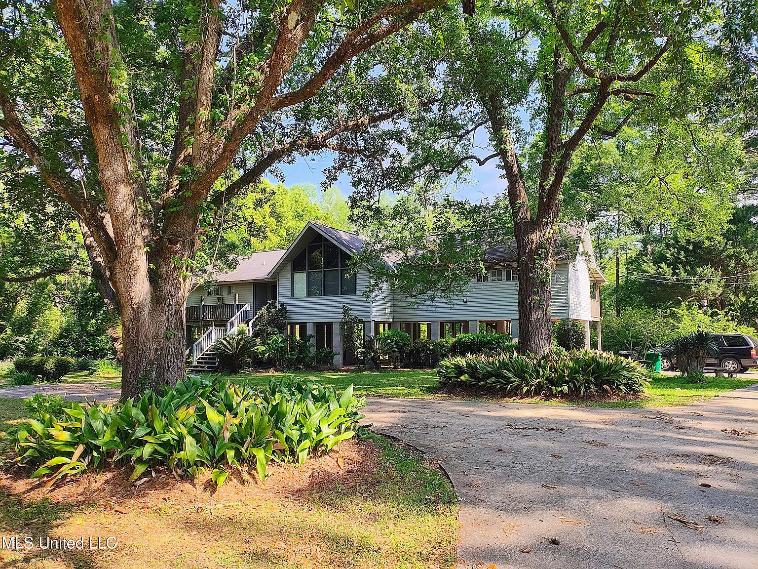 9104 Heather Ln, Moss Point, MS 39562 | Zillow