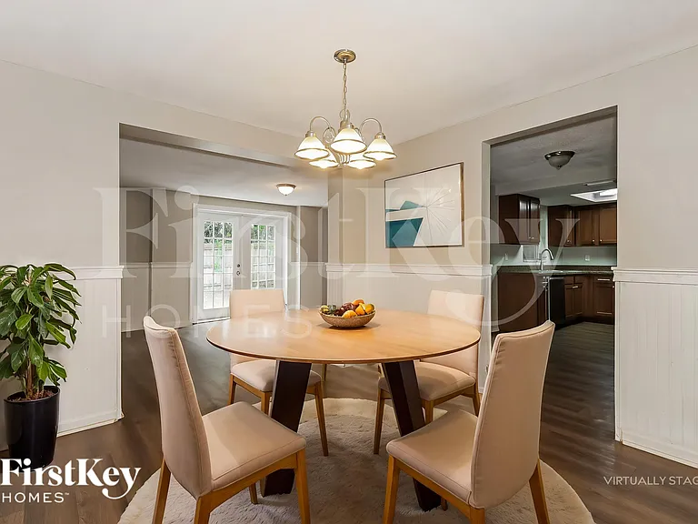 10805 Piccadilly Rd — Photo 7
