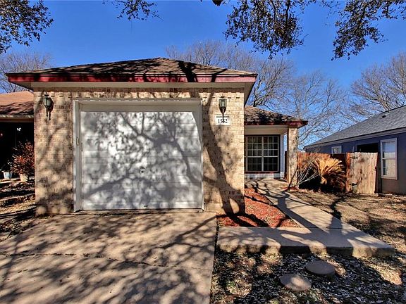2nd image of 1552 Parkfield Cir