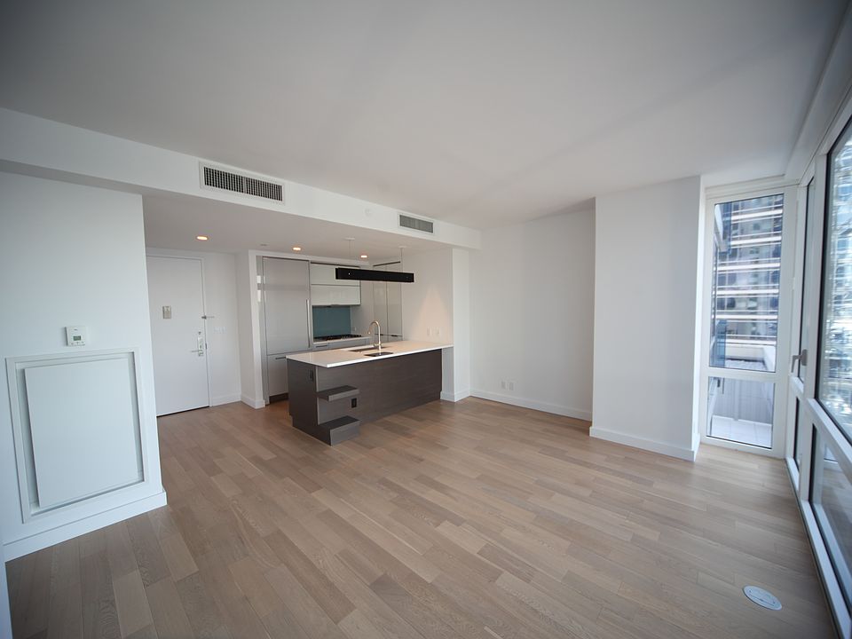 1st image of 22 N 6th St APT 11L
