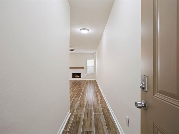 3rd image of 6022 Yorktown Meadow Ln