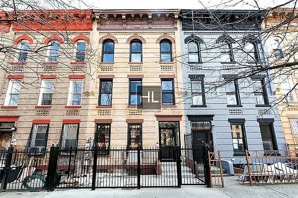 Rented by Highline Residential | media 17