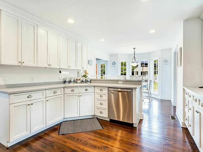 78 Long Ln — Photo 11